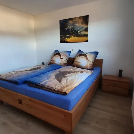 Schnetter Hummel, 1 * Masserberg