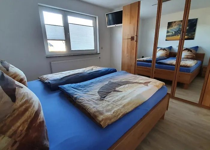 Schnetter Hummel, 1 * Masserberg